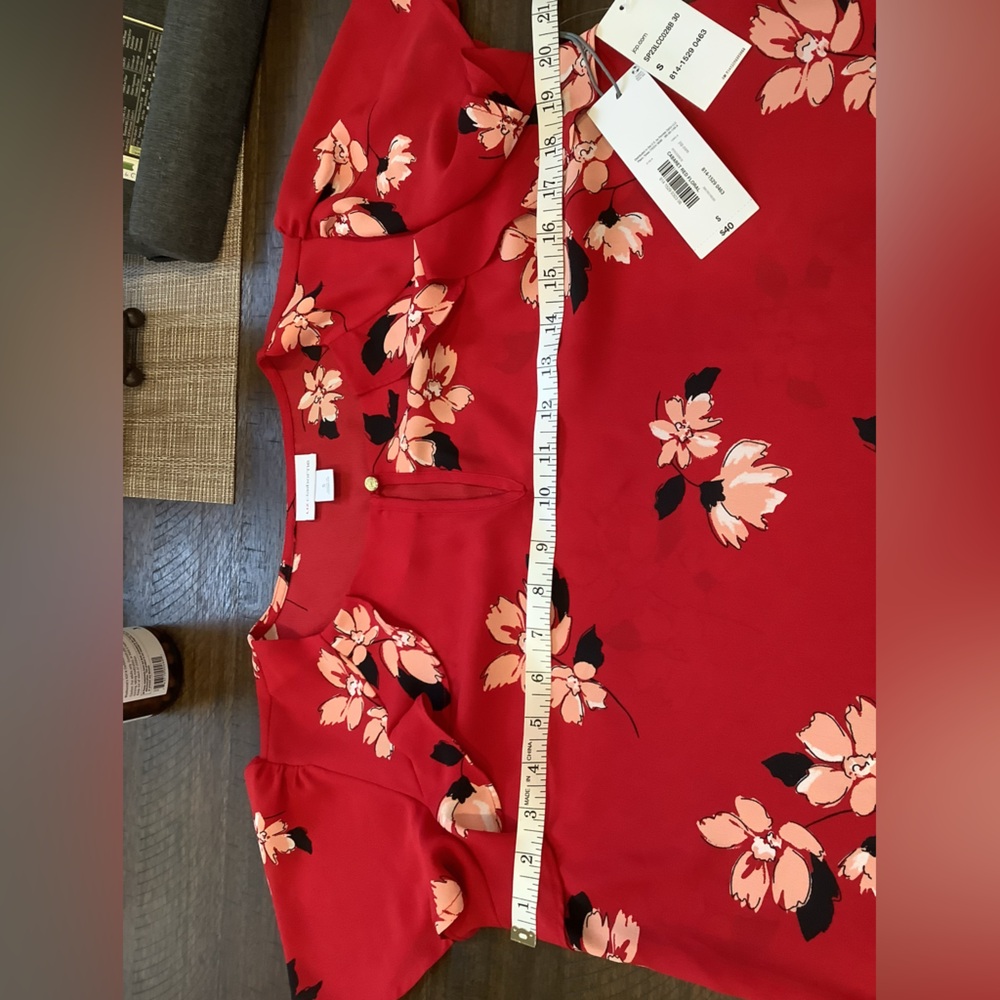 Liz Claiborne Red and Black Floral Blouse - Picture 6 of 8